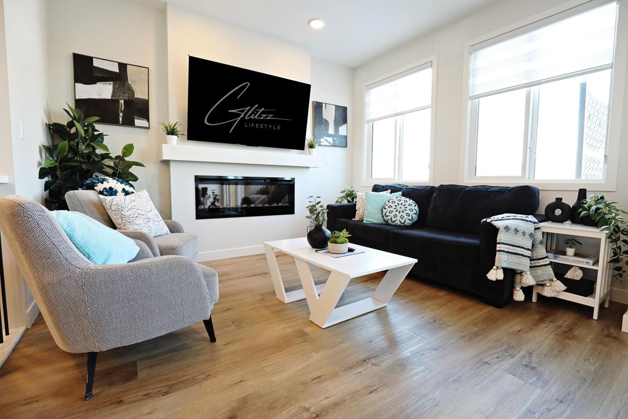 Stylish Home With 3 King Beds,Garage,Disney+ Edmonton Exteriér fotografie